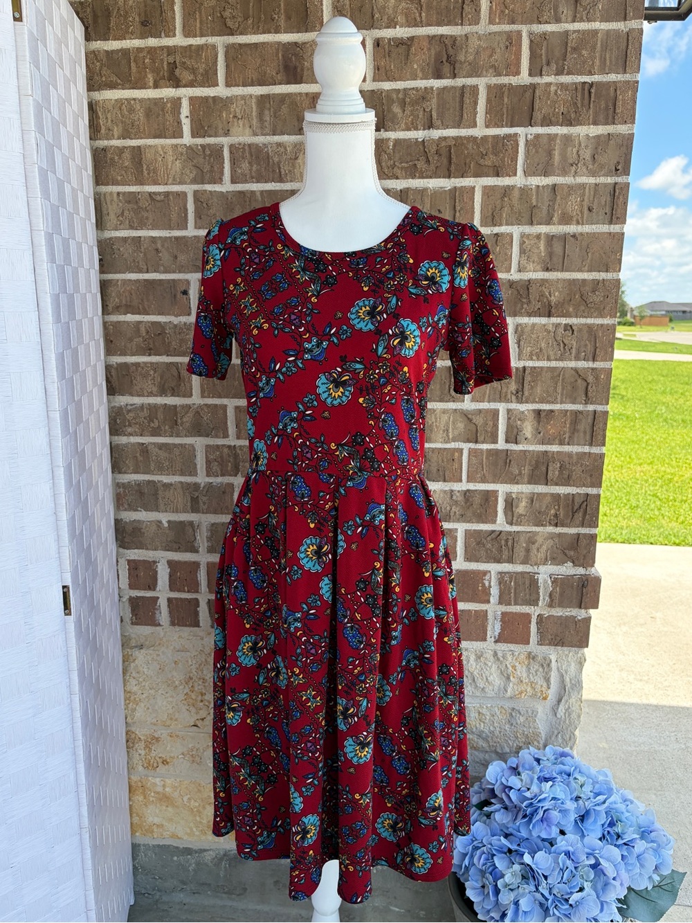Lularoe Amelia Dress Large Red Floral Fit & Flare Dress